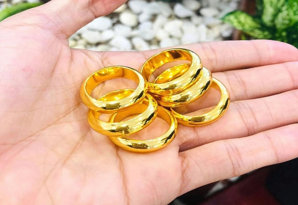 gia-nhan-vang-9999-nam-2026-cap-nhat-va-du-bao_196