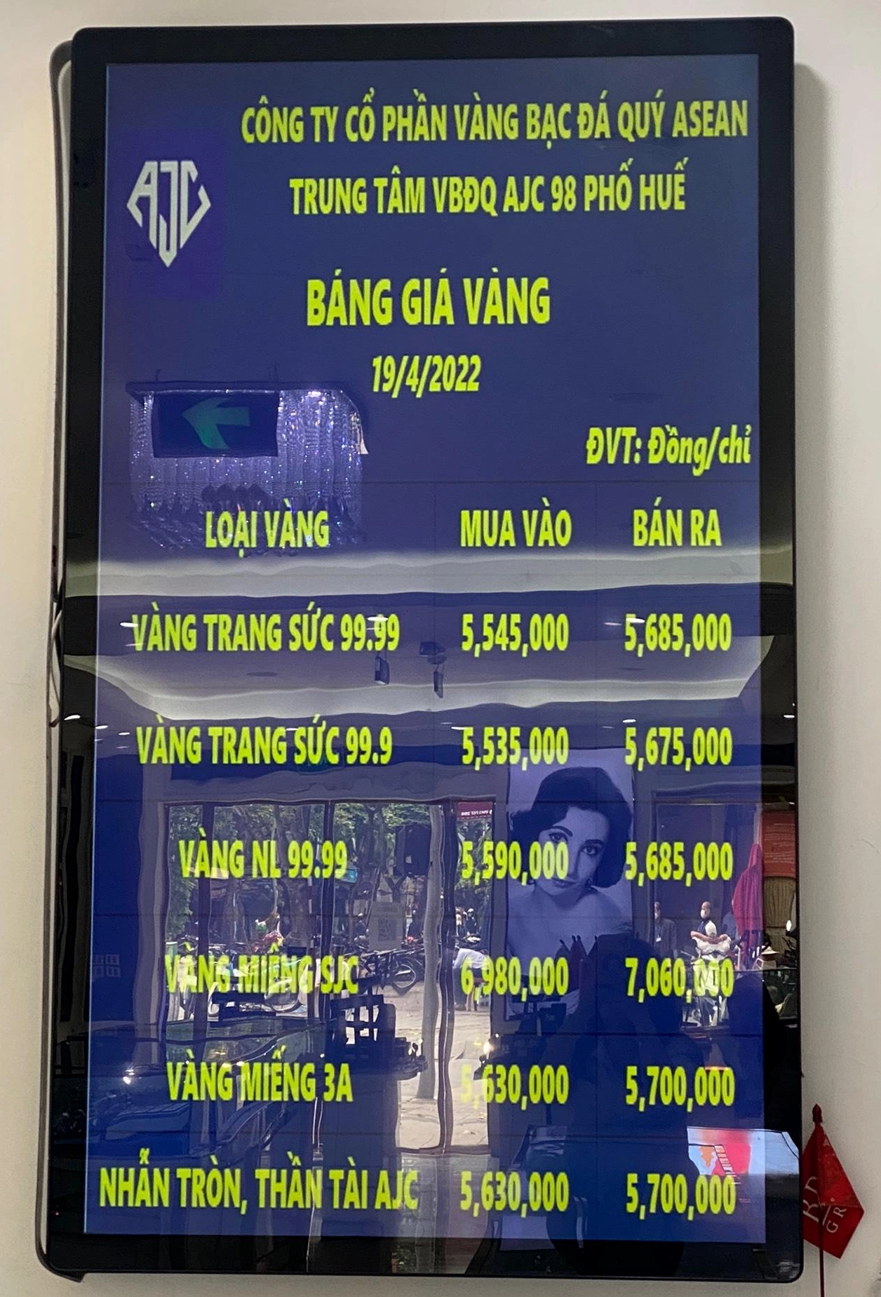gia-vang-ajc-hom-nay-2026-du-bao-xu-huong-phan-tich-chuyen-s_385