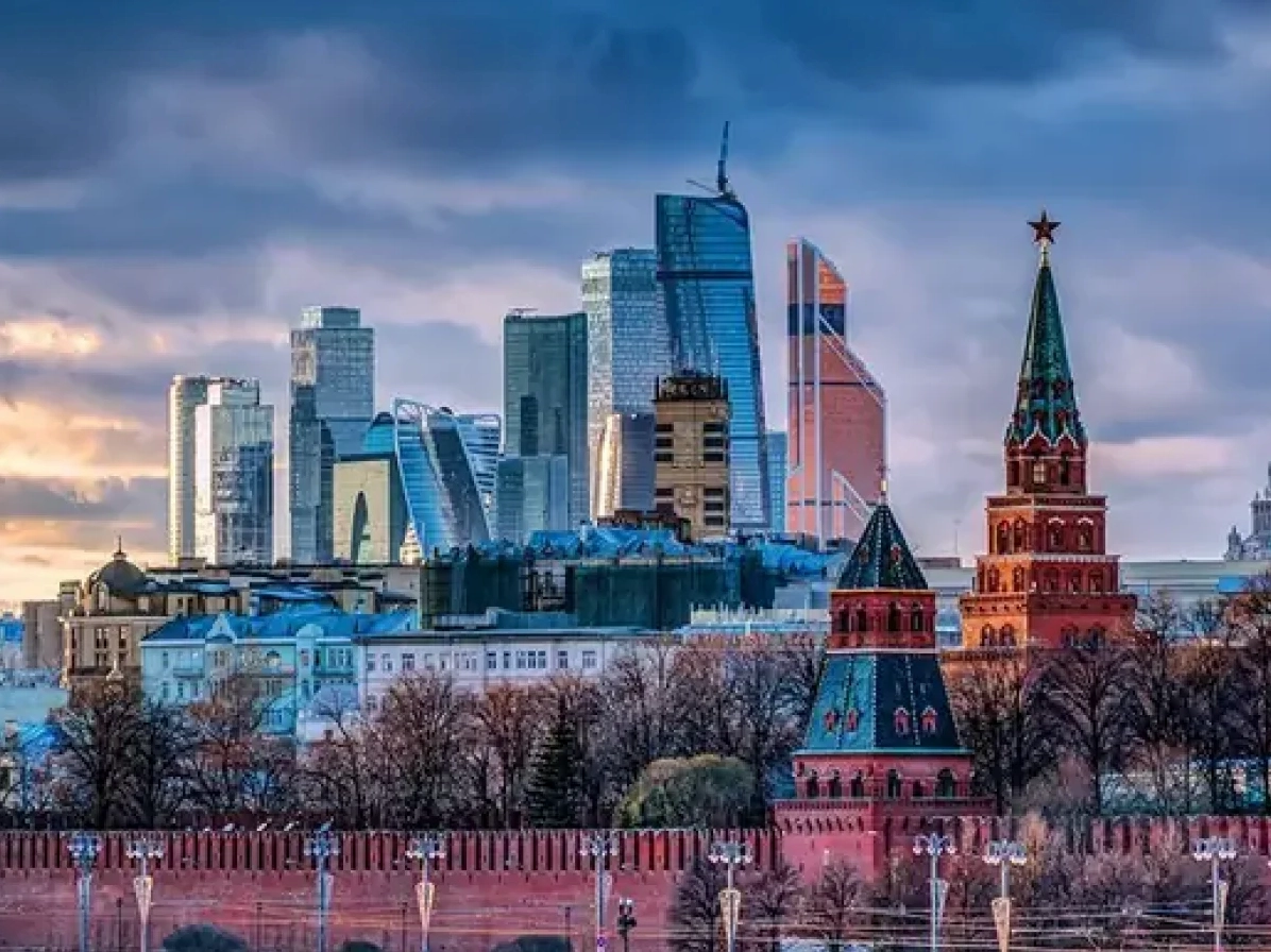 Moscow Là Thủ Đô Nước Nào? Khám Phá Trái Tim Nước Nga 2026 Điện Kremlin, biểu tượng của Moscow