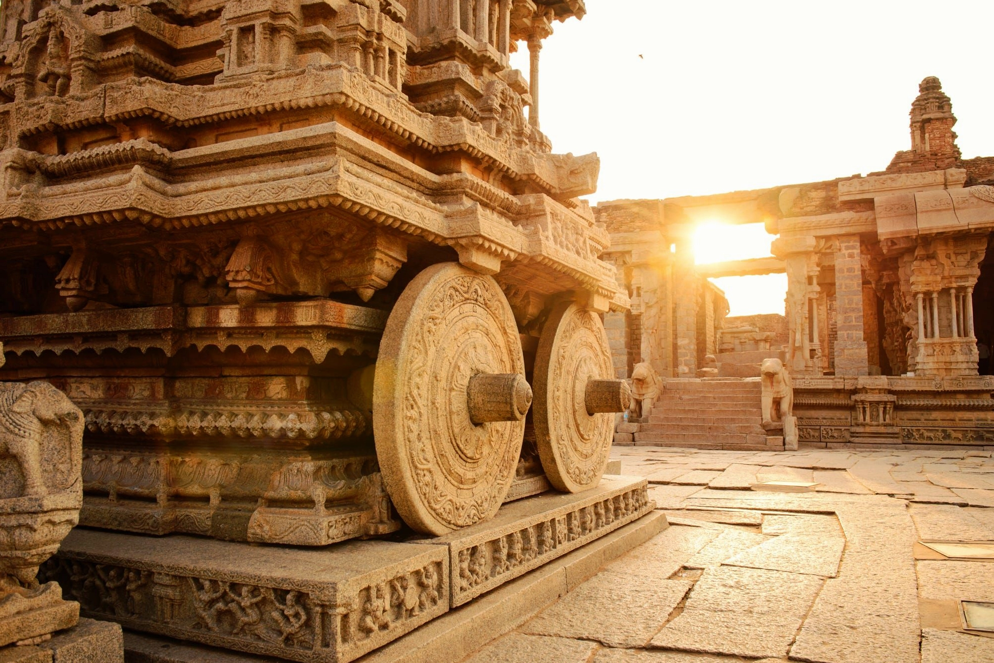 Kiến trúc Đền Konark với các họa tiết tôn giáo