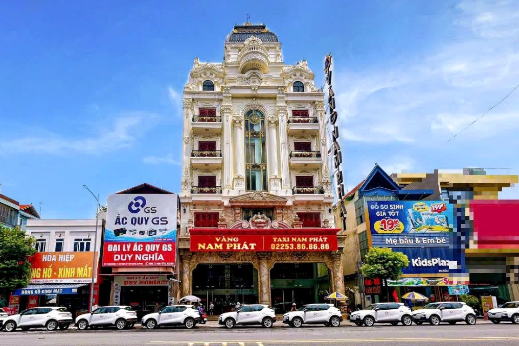 Trang sức vàng tinh xảo tại Vàng Nam Phát