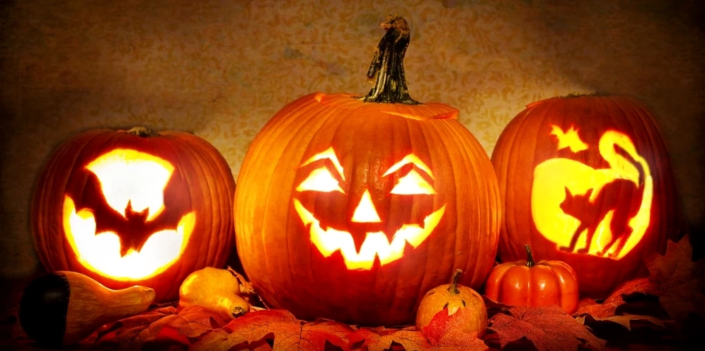 Trẻ em đi xin kẹo trong dịp Halloween